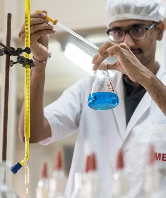 Pharmaceutical Chemistry Lab