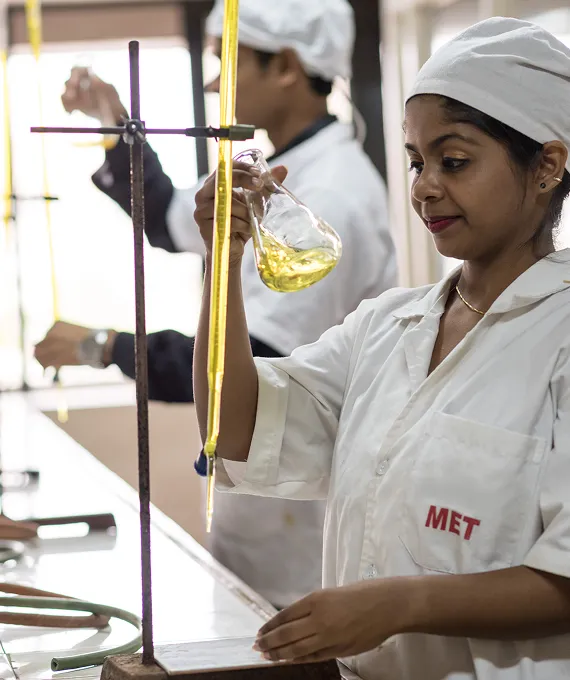 Pharmaceutical Analysis Lab